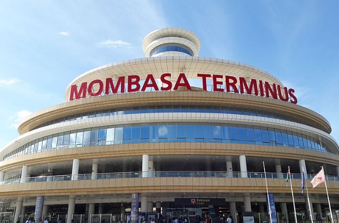 Cuánto cuesta pasar unos días en Diani Beach - Aventura en Kenia - Mombasa Terminus